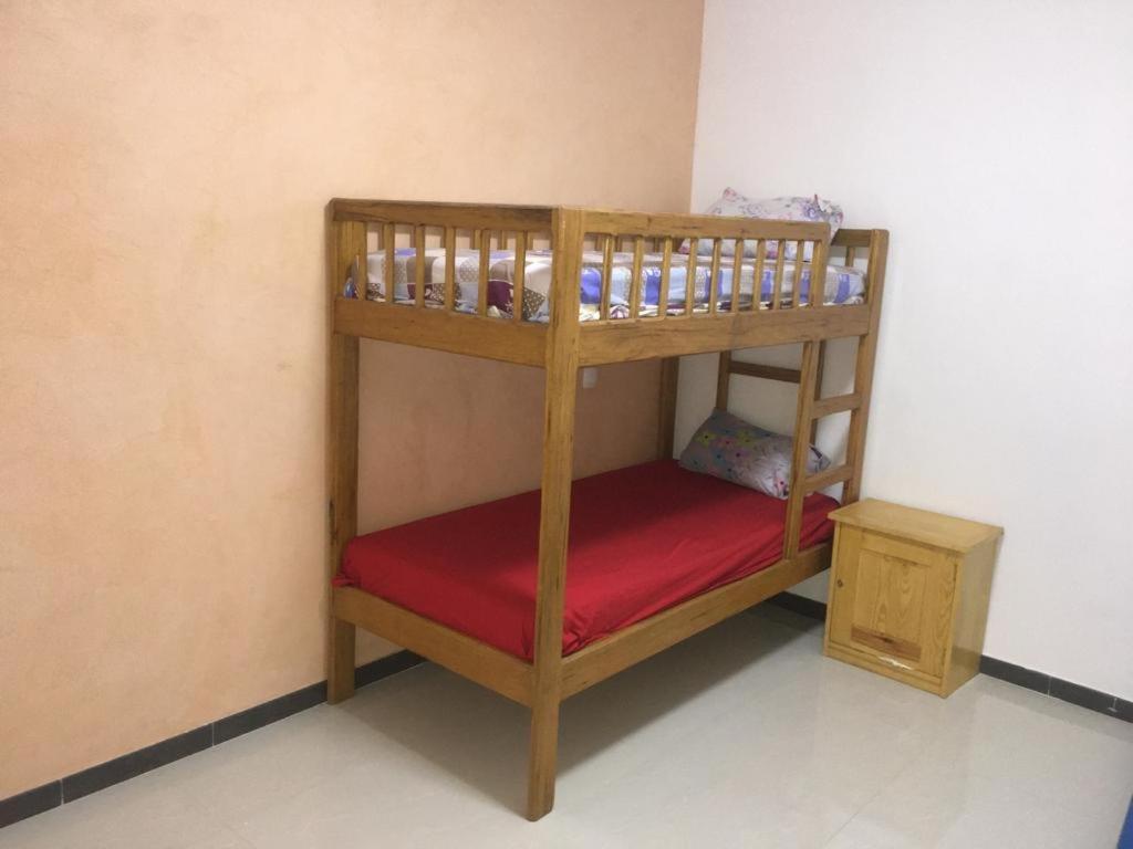 Saly - Villa Kage 6 Chambres -Clim-Wifi-Eau Chaude-Billard-Babyfoot-Ping Pong-Canal - Electricite Non Comprise Екстериор снимка