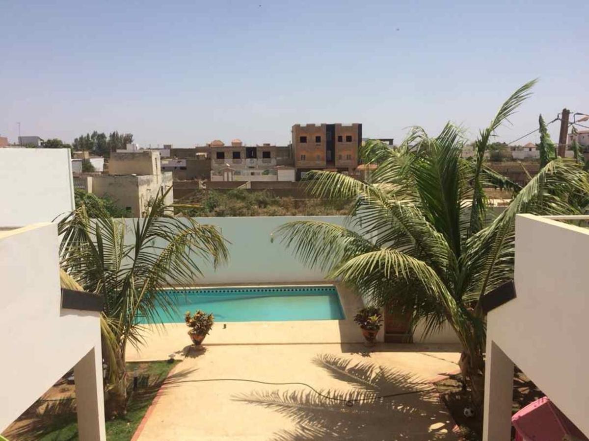 Saly - Villa Kage 6 Chambres -Clim-Wifi-Eau Chaude-Billard-Babyfoot-Ping Pong-Canal - Electricite Non Comprise Екстериор снимка